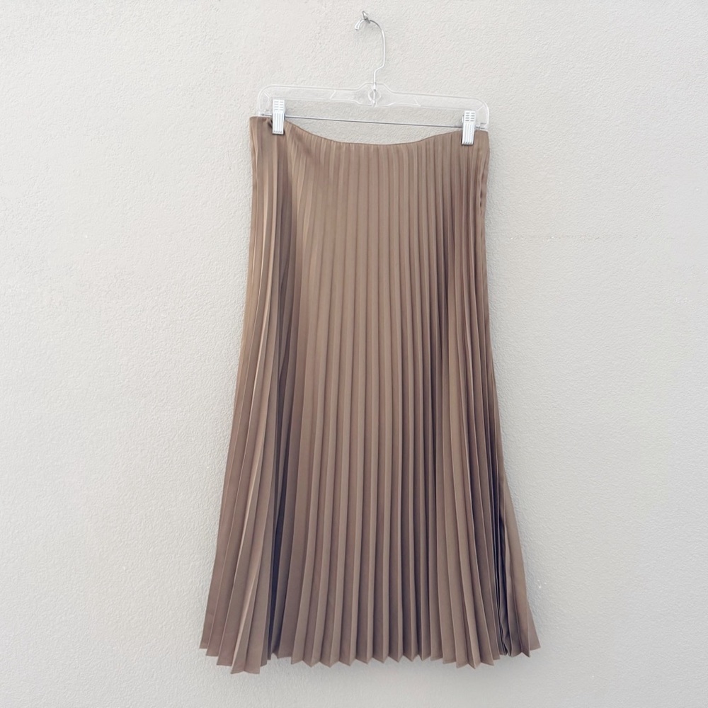 J. Crew Gwyneth Pleated Slip Skirt Small Midi Camel Tan Classic Timeless Preppy - Picture 7 of 13